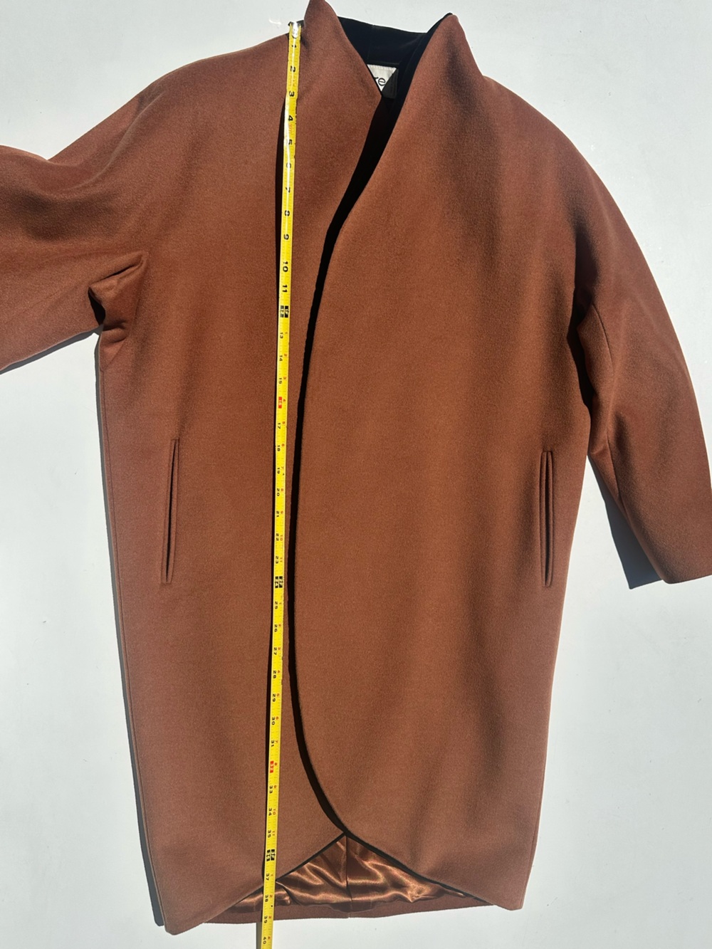 Electre Vintage French Tan Wool Women's Coat with Black Velvet Collar, M-L - Picture 10 of 16